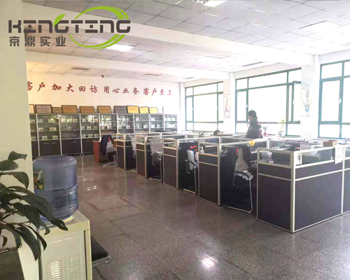 離心玻璃棉在我們的生活中使用應(yīng)該注意什么